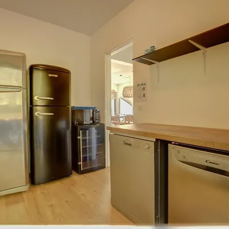 De La Source Villa *