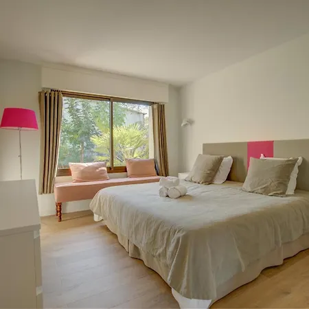 De La Source * Arcachón