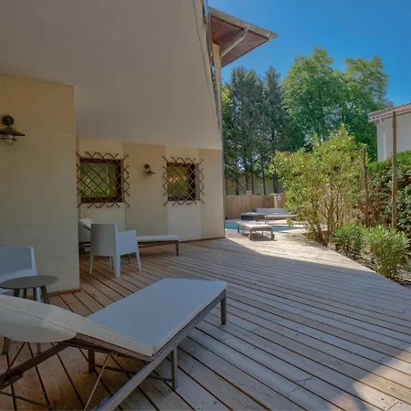 De La Source Villa Arcachón