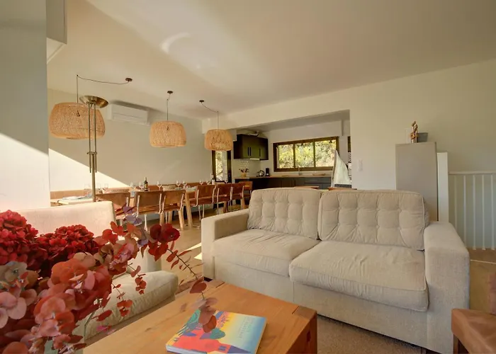 De La Source 아르카숑