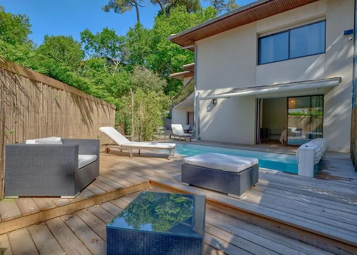 Villa De La Source *