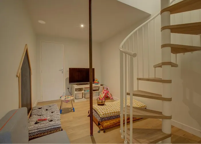 De La Source Villa *